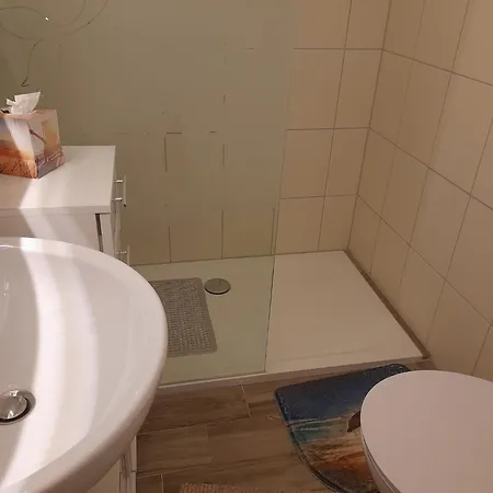 Gemuetlicher In Nahe Dem Meer, Cleaning Included *